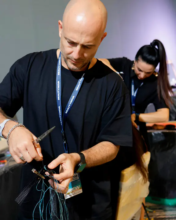 Diego Avellini concentrato durante una sessione tecnica